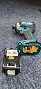 Makita DTD153 akutrell + BL1860B 6.0Ah aku (3 foto / 4)