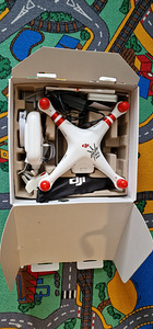 DJI PHANTOM 3 Стандарт (2 фото из 3)