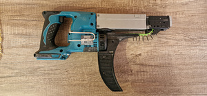 M/VAkulindikruvikeeraja Makita DFR550ZX1 (4 foto / 6)