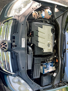 Volkswagen Golf 5 2.0 tdi (7 foto / 8)