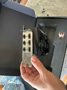 Aorus Geforce RTX 3070 (1 foto / 5)