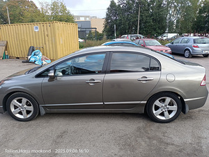 Honda Civic 2007 (1 foto / 7)