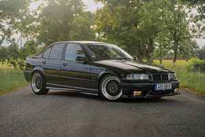 BMW E36 320i (7 foto / 9)