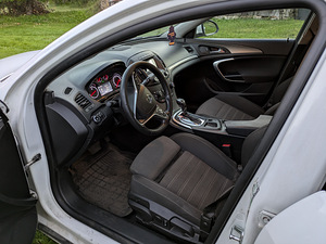 Opel Insignia 2.0d 96kw 2014 facelift (7 foto / 10)