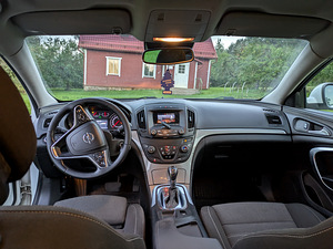 Opel Insignia 2.0d 96kw 2014 facelift (6 foto / 10)