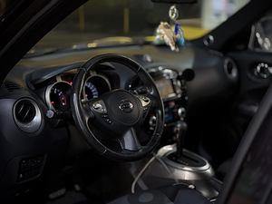 Nissan Juke 2013 1.6 86kW (5 foto / 11)