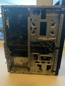 Müüa Lenovo IdeaCentre mänguarvuti (5 foto / 5)