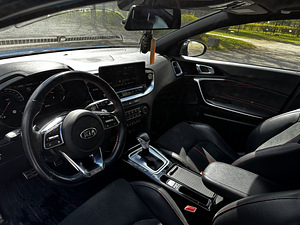 Kia Proceed GT 1.6 150kw (7 foto / 10)