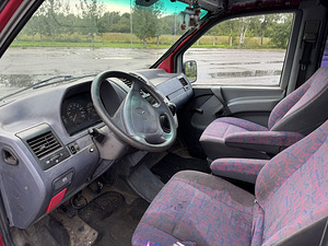 Mercedes-Benz Vito 2.3 72kw (5 foto / 7)