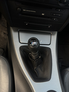 BMW 320i 2005 110kw manuaal (7 foto / 15)