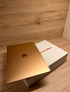 Apple Macbook Air M1 (5 foto / 5)