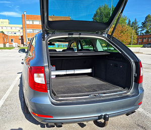 Skoda Superb 3.6 V6 191kW (6 foto / 10)