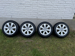 Литые диски Audi + шипованные шины 225/50 R17 (5 фото из 10)