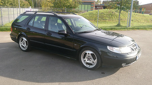 Saab 9-5 aero wagon (2 foto / 6)