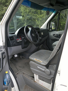 VW Crafter 2.5 100kW külmik furgoon (6 foto / 10)