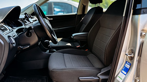Skoda Rapid (3 foto / 11)