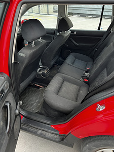 VW Golf IV Variant 1,9SDI (10 foto / 13)