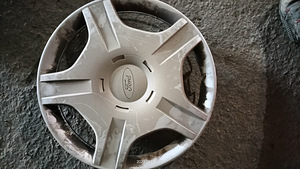 14" ilukilbid Ford Focus (1 foto / 2)