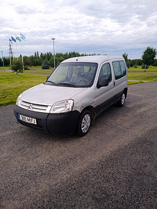 Auto Citroen Berlingo (2 foto / 15)