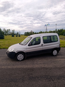 Auto Citroen Berlingo (3 foto / 15)