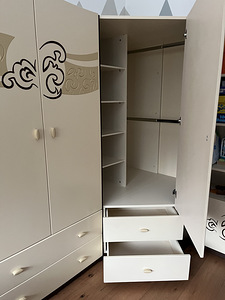 Kapid ja riiulid Meblik (4 foto / 5)