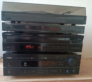 YAMAHA/Kenwood (1 foto / 3)