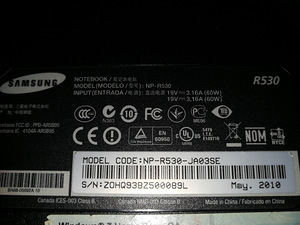 SAMSUNG NP-R530 (8 foto / 8)