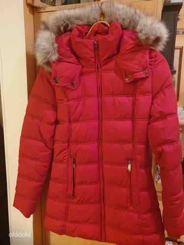 Новая зимняя куртка Orsay, размер 34 (фото #1)