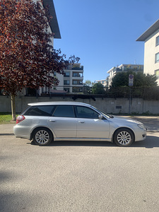 Subaru Legacy (2 фото из 3)