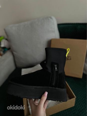 Ugg (2 no 3)