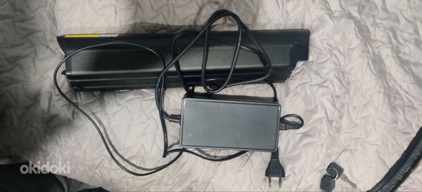 Аккумулятор Eleglide Tankroll с зарядным устройством