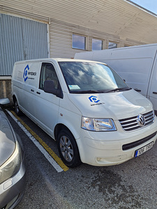 Volkswagen Transporter (1 foto / 4)