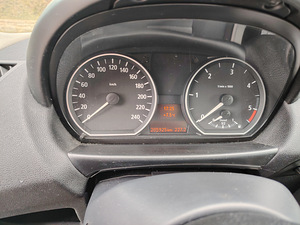 BMW 120D (11 foto / 11)