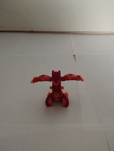 Bakugan Dragonoid maximus + bakugan(6) (5 foto / 9)