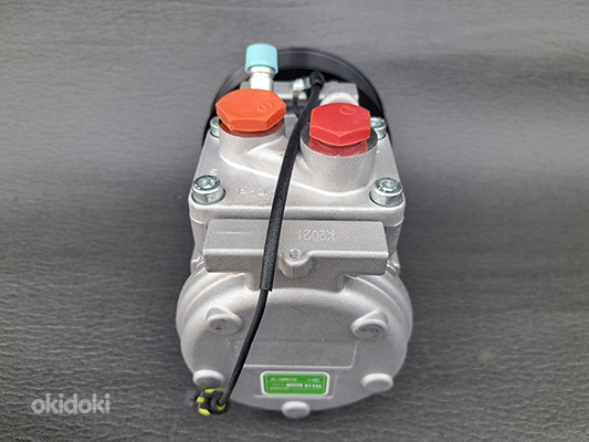 Компресор кондиціонера на трактор John Deere 8400 Clove 10PA (4 из 4)