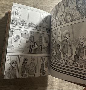 Manga «Attack on Titan» (3 foto / 3)