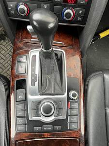 Audi A6 2008 3.0 quattro (10 foto / 12)