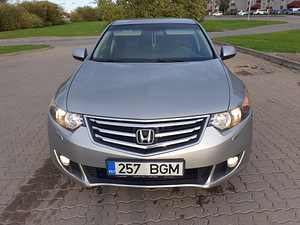 Hong Accord 2.0 115kw 2010a (1 foto / 3)
