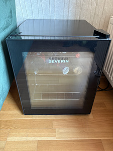 Винный холодильник Severin KS 9889 (15 бутылок) (1 фото из 5)