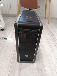 Cooler Master CM690 ATX korpus (1 foto / 6)
