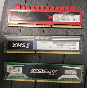 DDR3 12GB (3*4gb) (1 foto / 1)