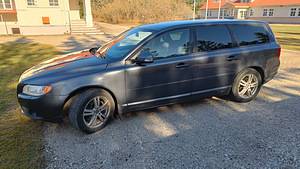 Volvo V70 2,4 120kW (4 foto / 6)