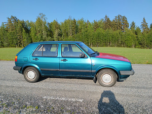 Volkswagen Golf (4 foto / 6)
