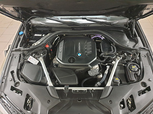 BMW 520 D 2.0 140kV, 2022. (8 foto / 13)
