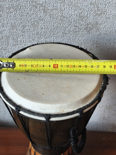 Djembe, muusikainstrument.