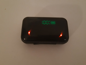 Bluetooth kõrvaklapid TWS akupangaga. (5 foto / 6)