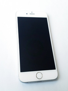 Apple iPhone 6s Silver 64GB (5 foto / 6)