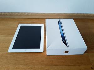 Apple iPad 4 WiFi+4G 32GB (2 foto / 5)