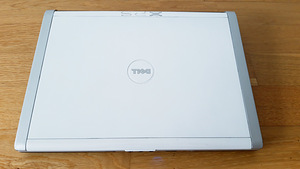 Dell XPS M1330 (8 foto / 10)