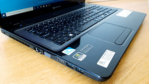 Packard Bell EasyNote LV 17.3"/6GB/500GB/GeForce (5 foto / 9)